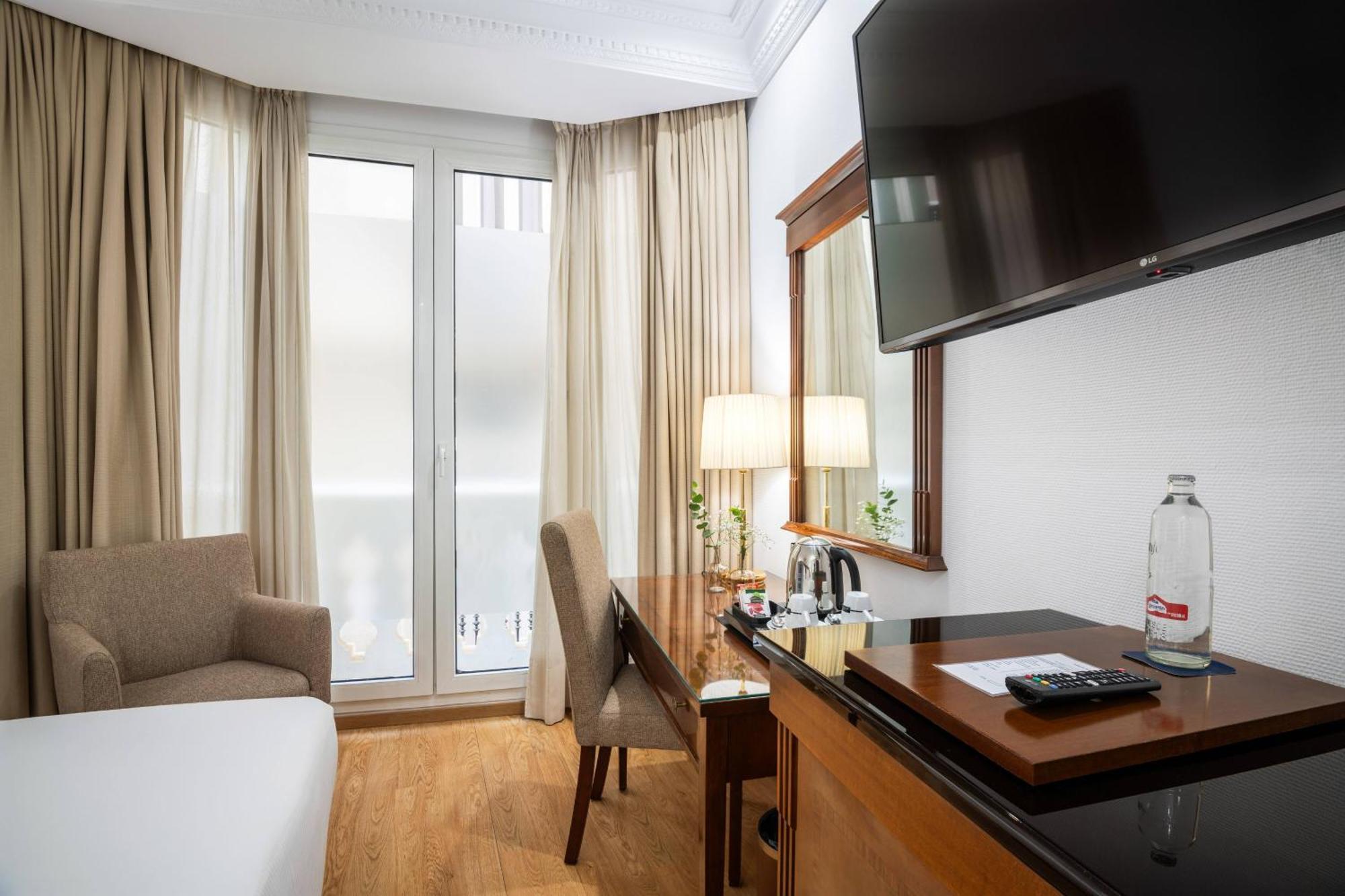 Melia Classic Indoor Views