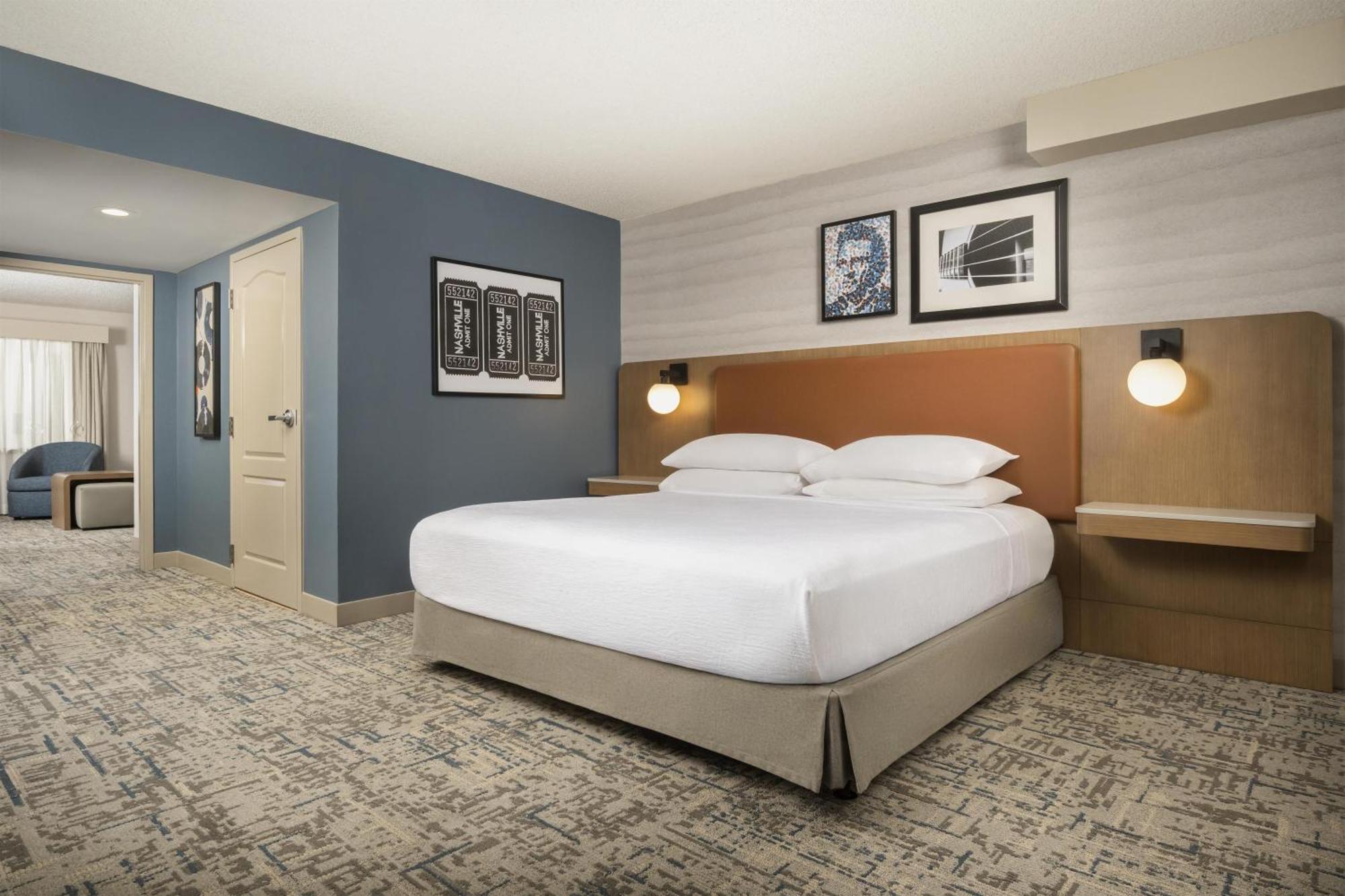 King Room Mobility Access or Non-Smoking