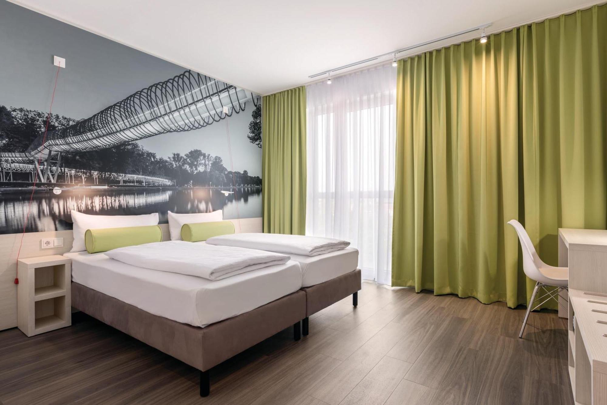 Standard Accessible Room