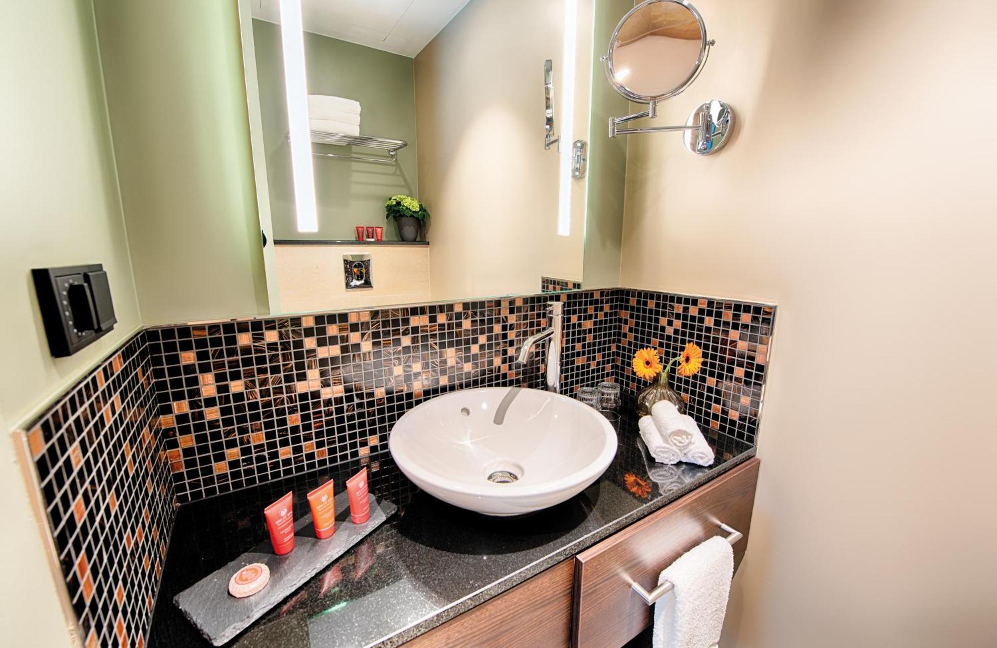 Comfort Double or Twin Room