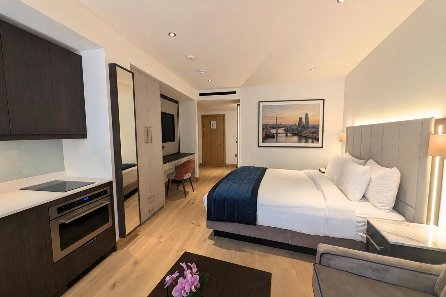 Executive Studio Kitchenette