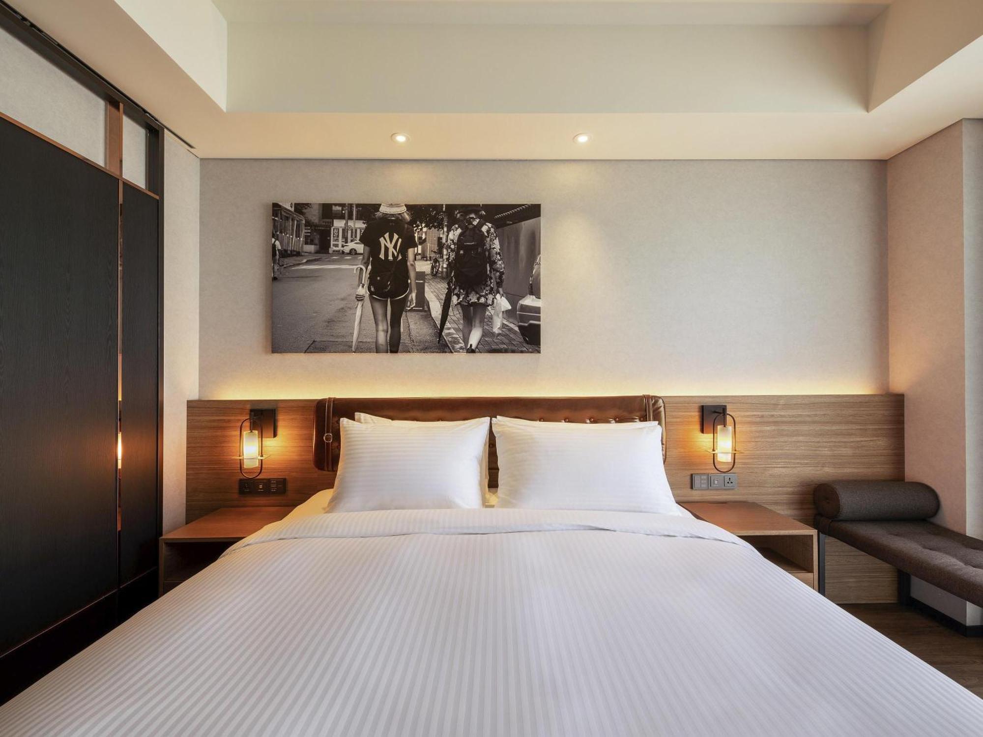 Superior Deluxe King Room Balcony