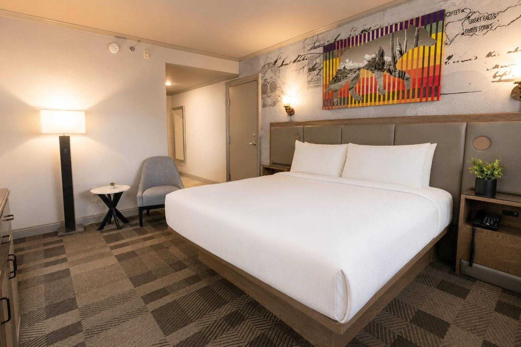 Tower Premium King Suite Non-Smoking