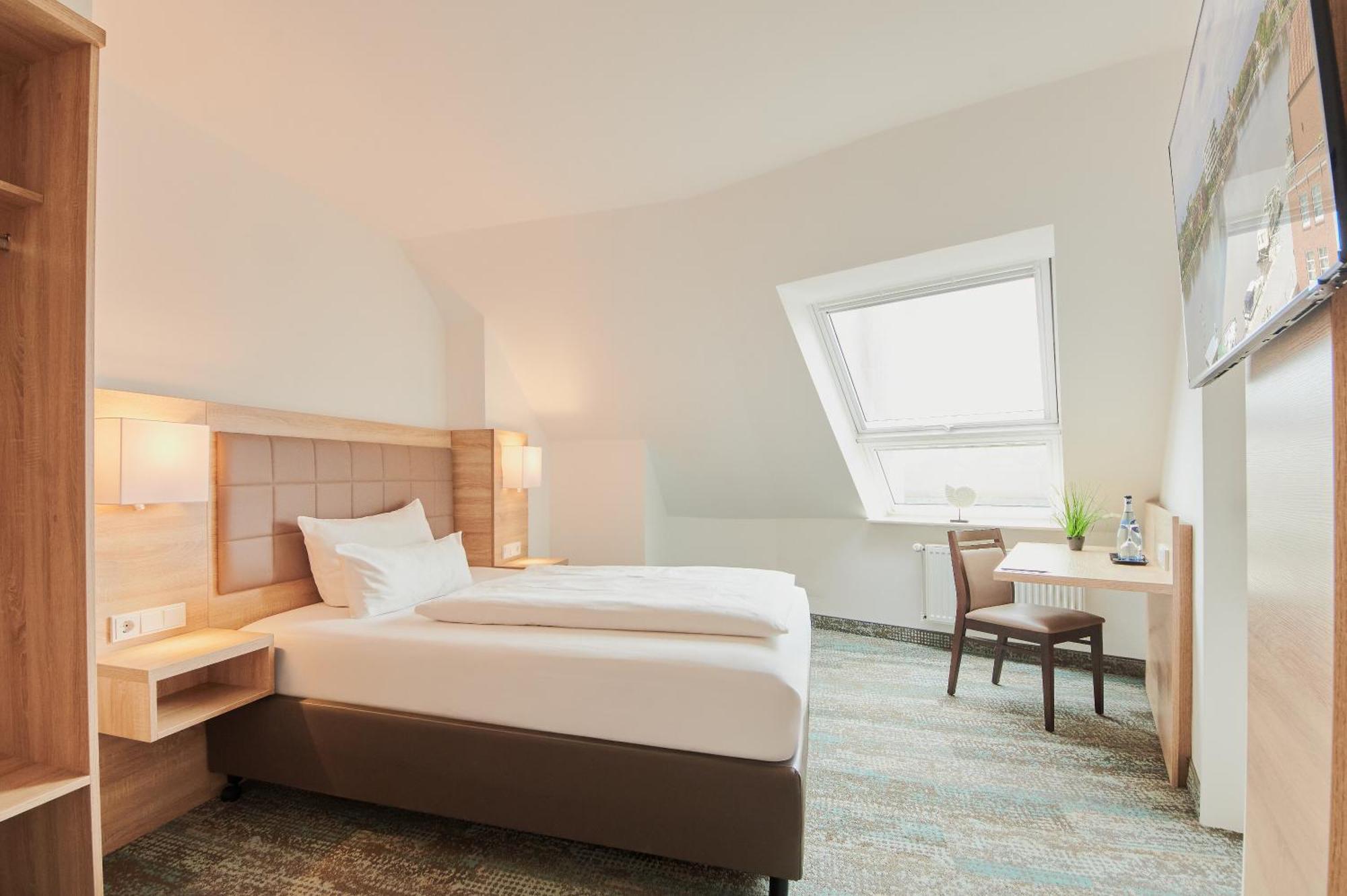 Economy Single Room