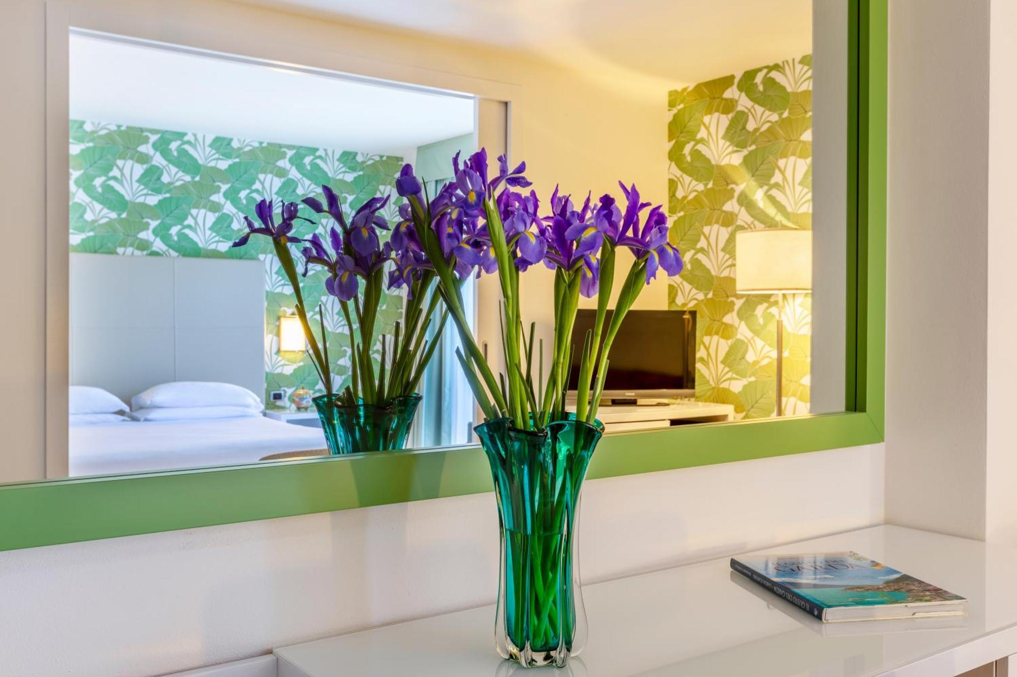 Junior Suite Garden View Spa access