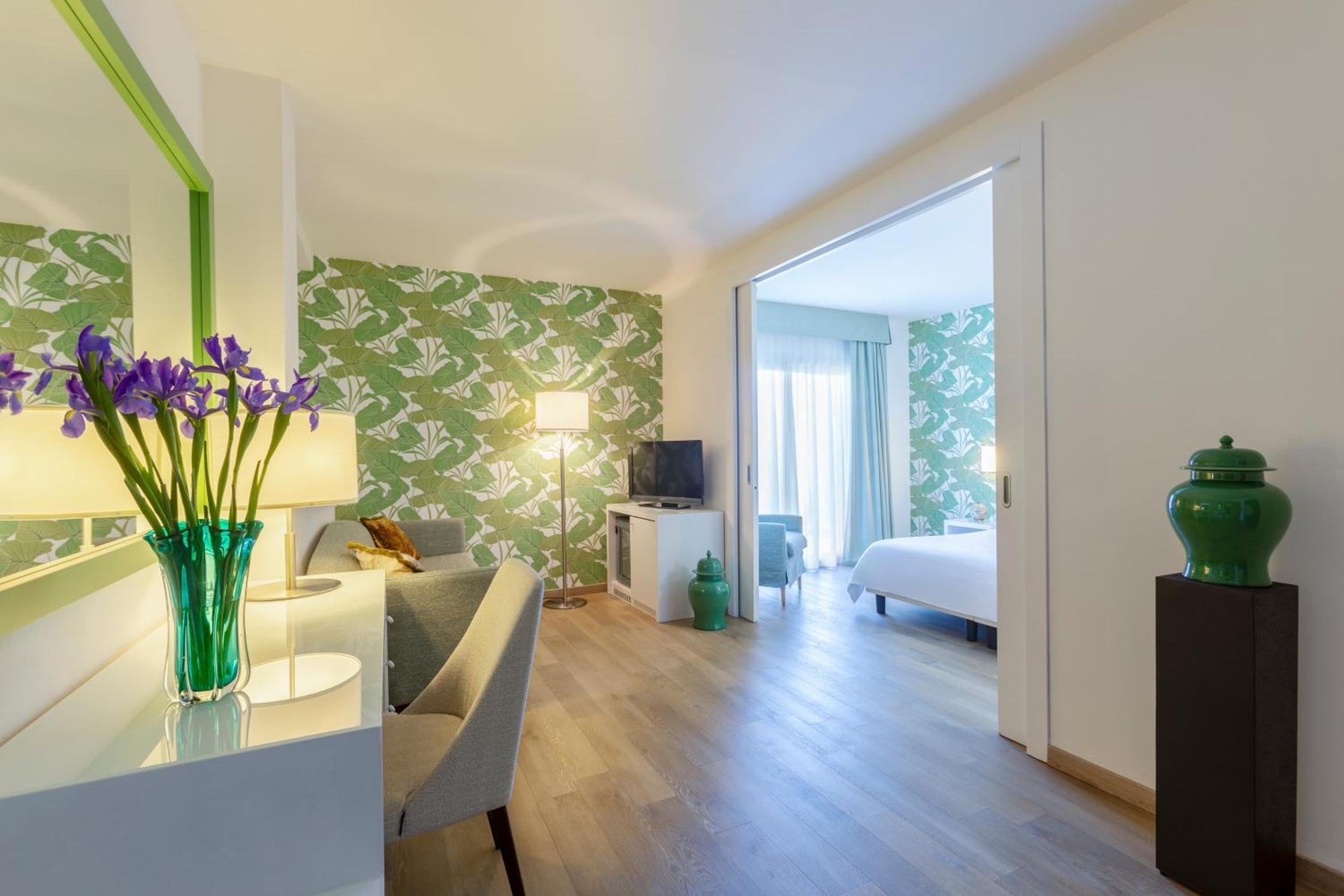 Junior Suite Garden View Spa access