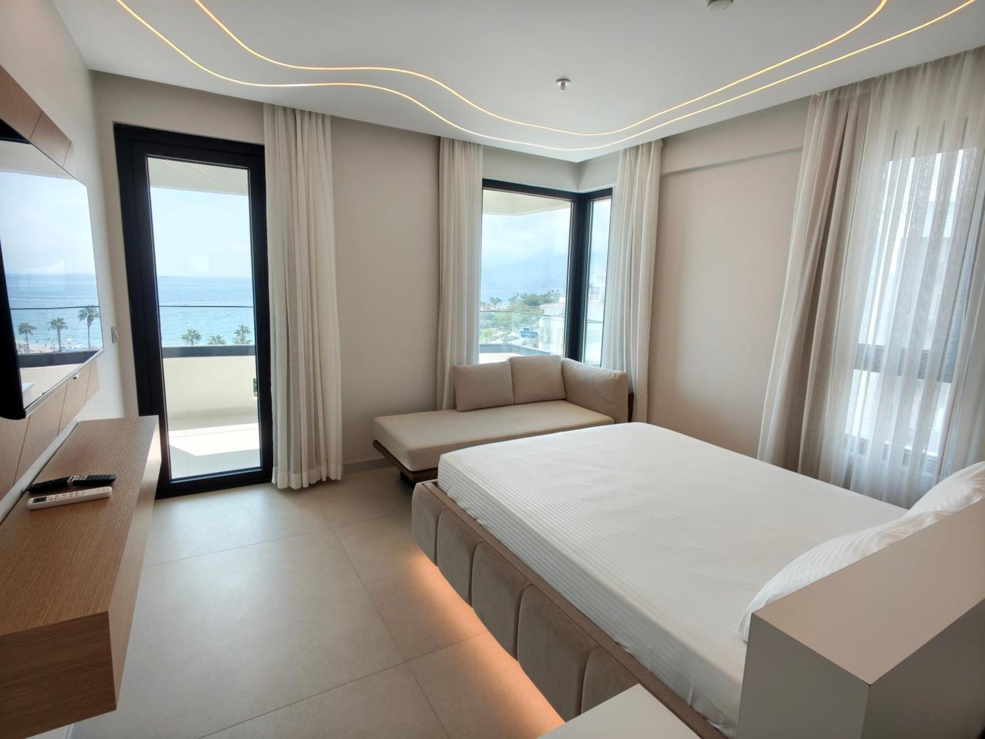 Superior Double Room Sea View