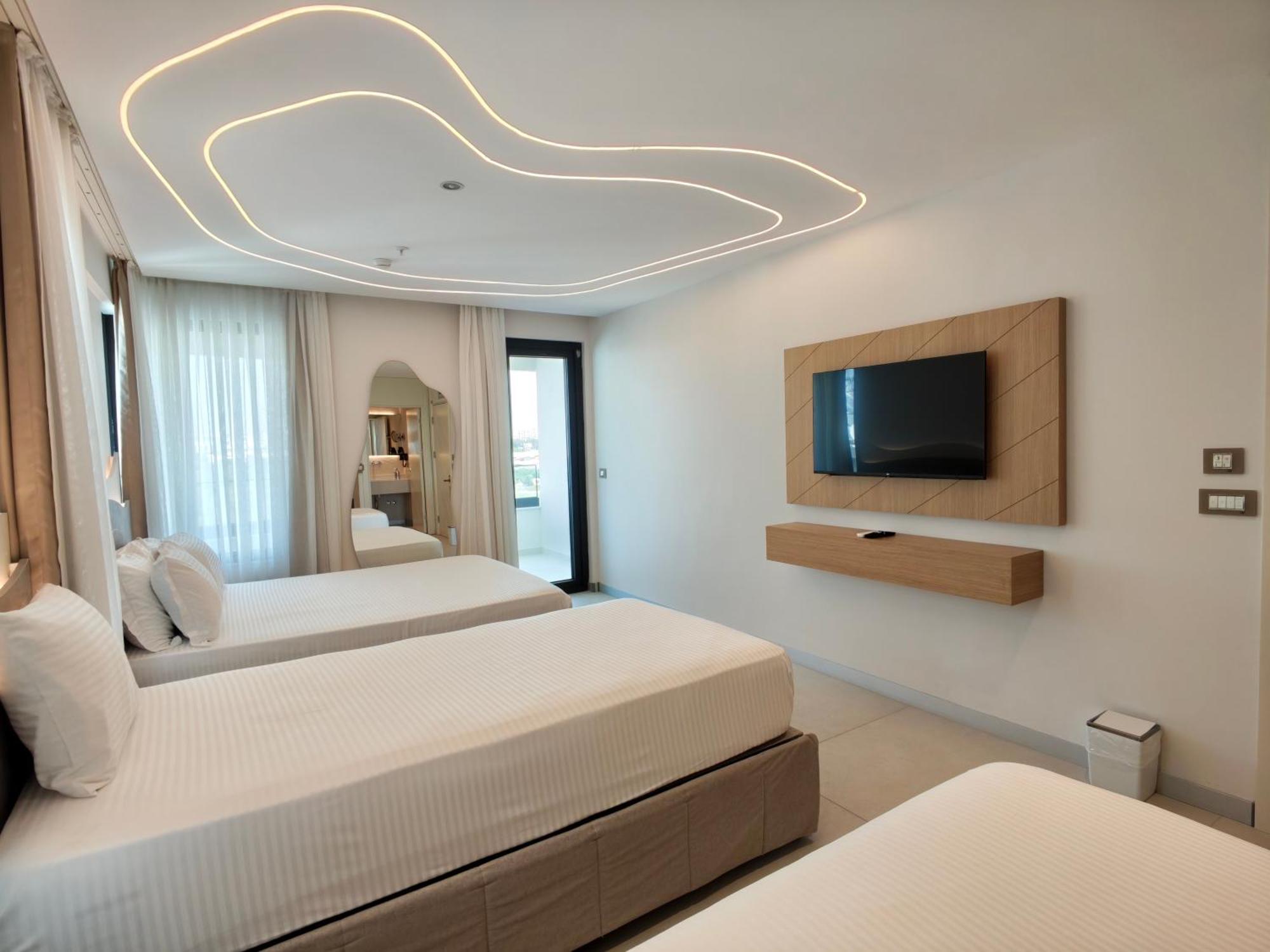 Triple Room City View