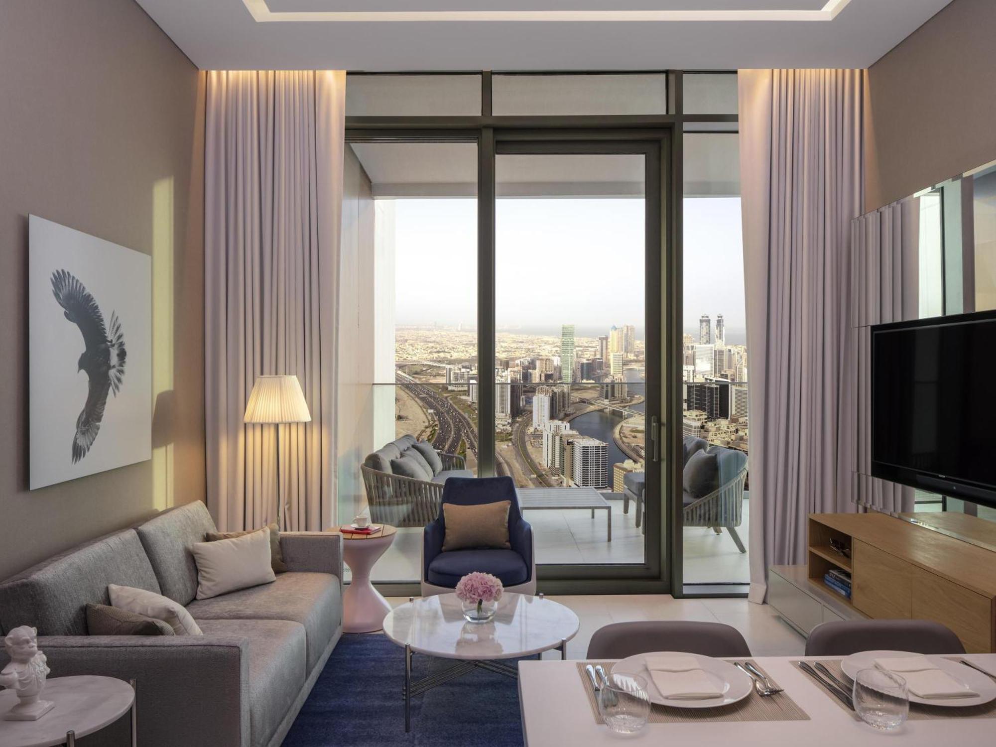 Prime Living One-Bedroom King Balcony