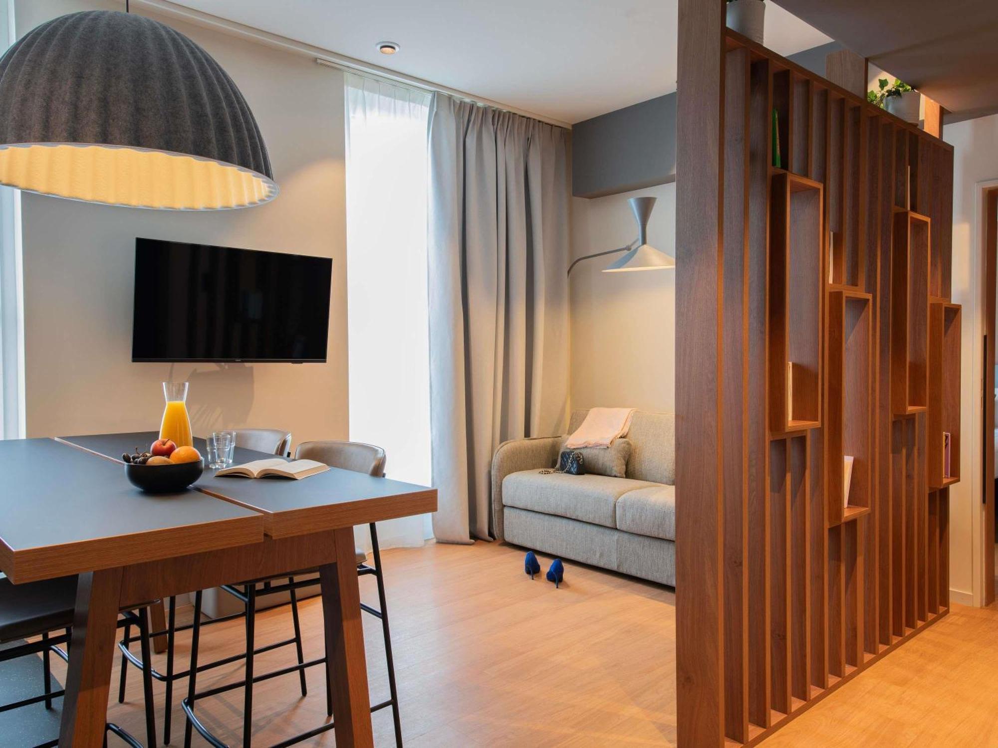 Superior One-Bedroom Apartment