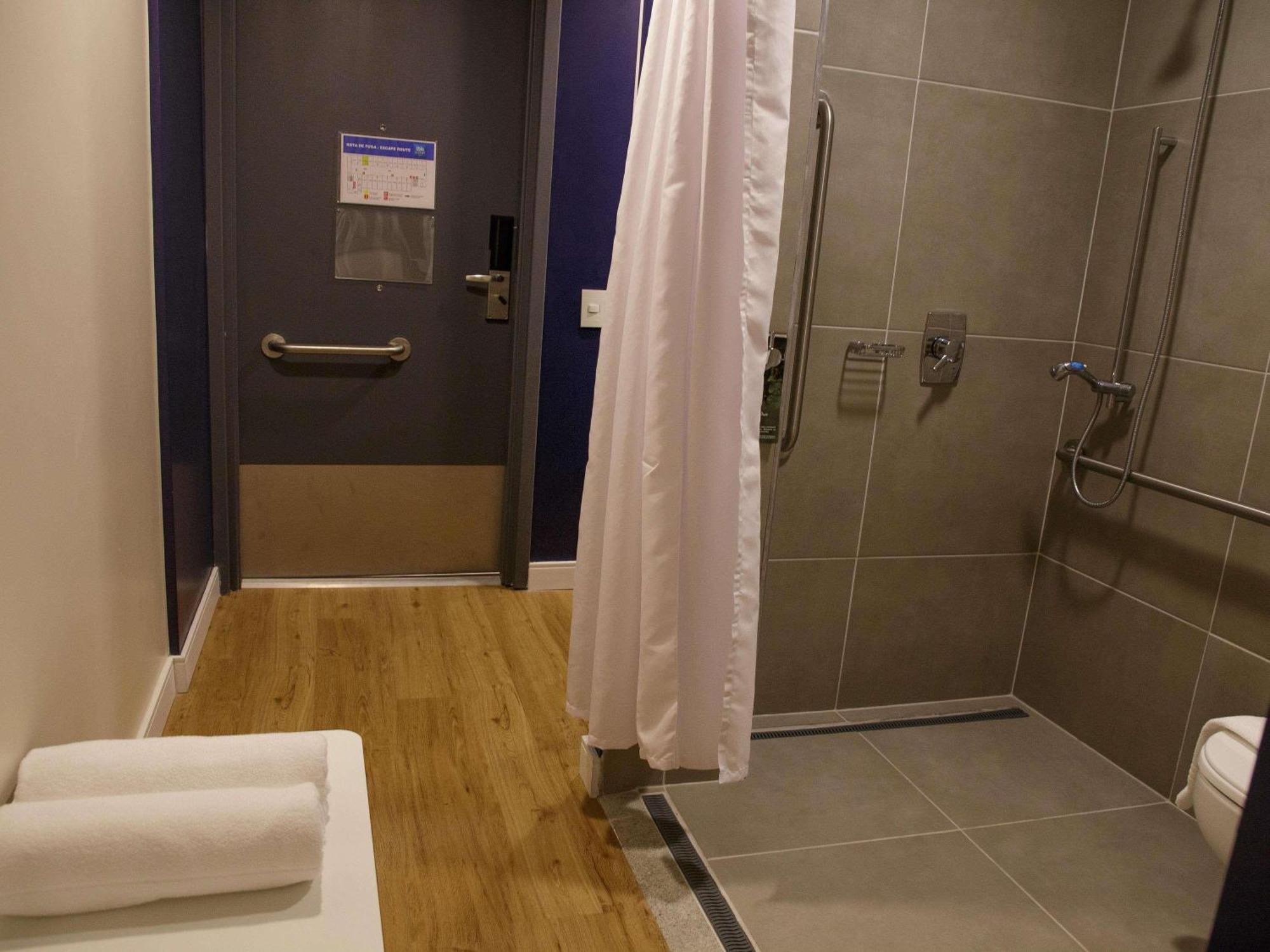 Standard Single Room Disability Access