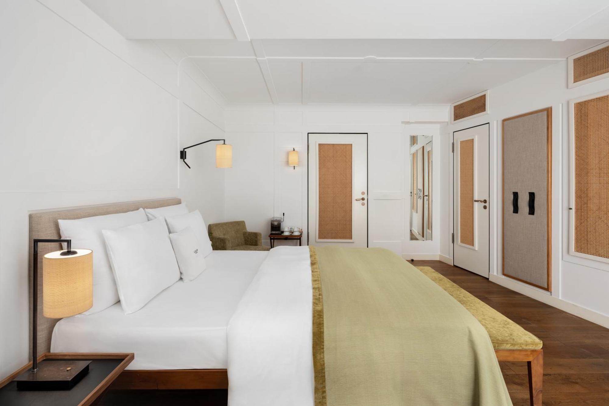 Courtyard Superior