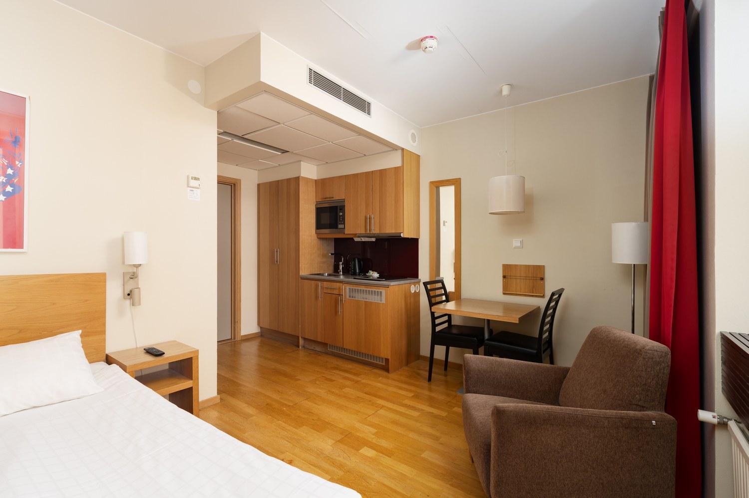 Standard Double Kitchenette