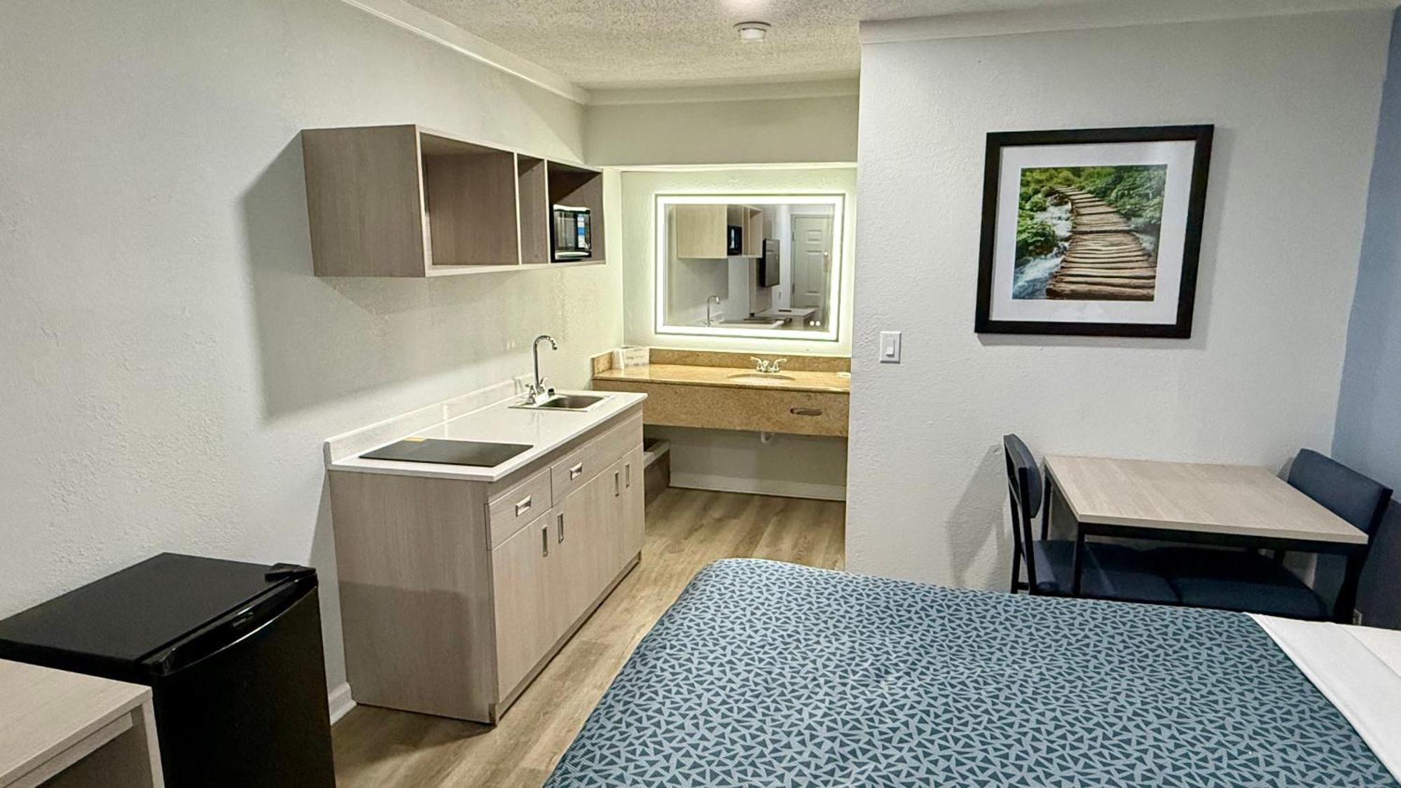 Double Room Two Double Beds Smoking
