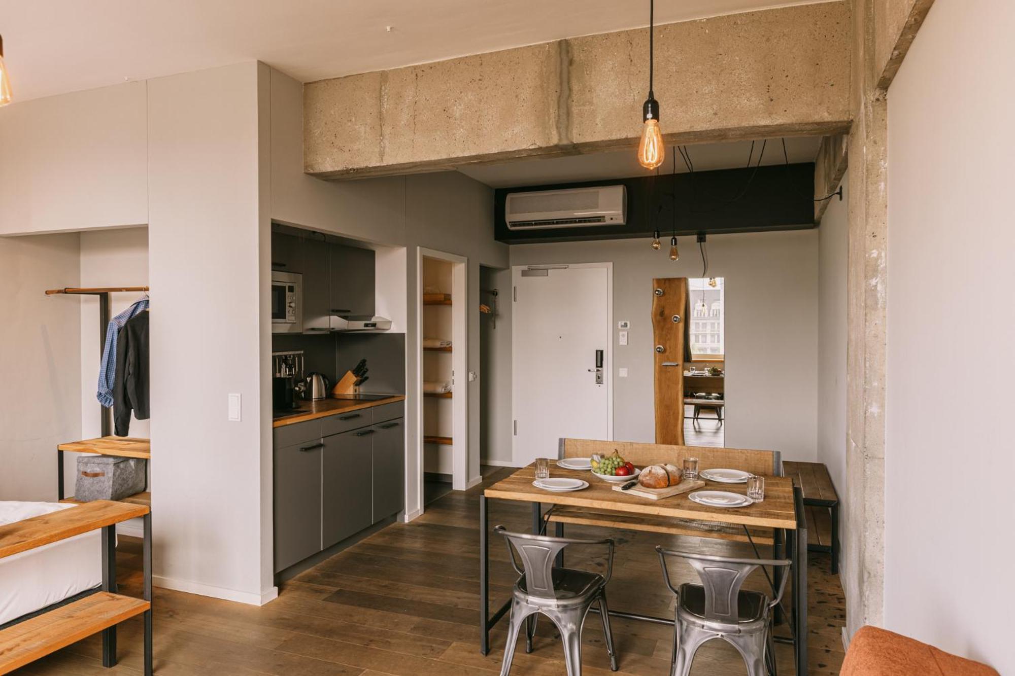 Family Studio