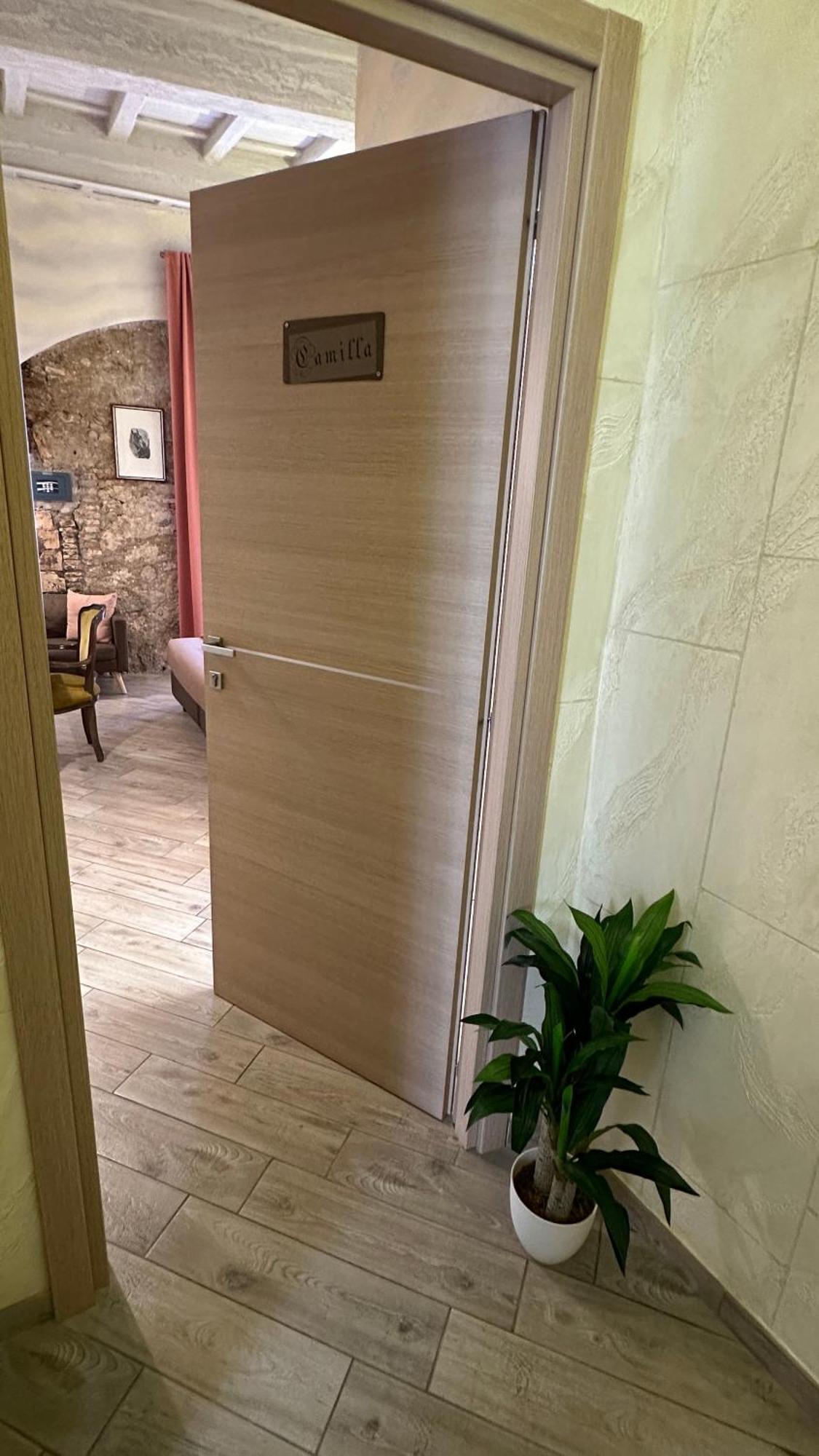 Queen Room