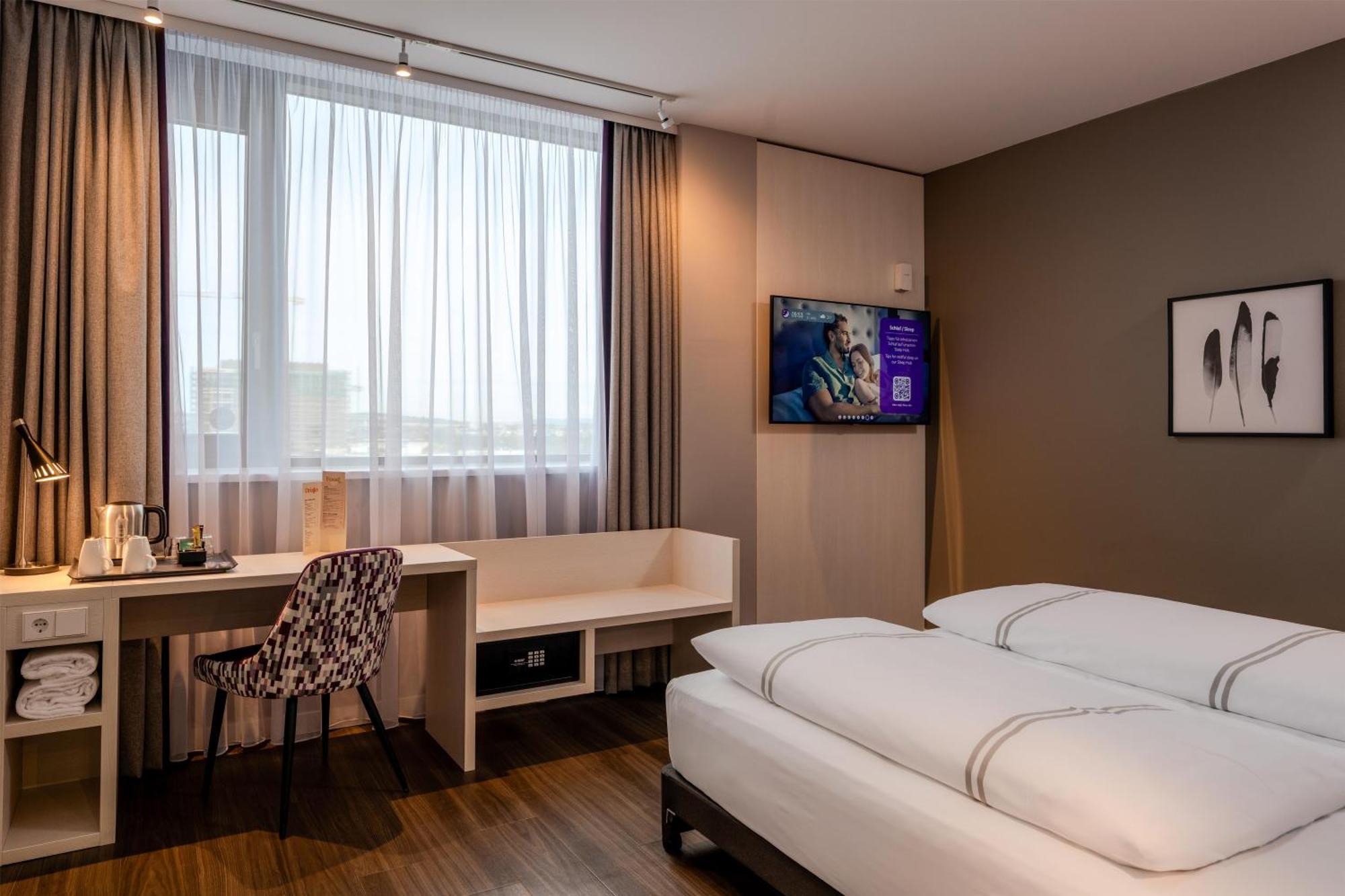 Double Room barrier