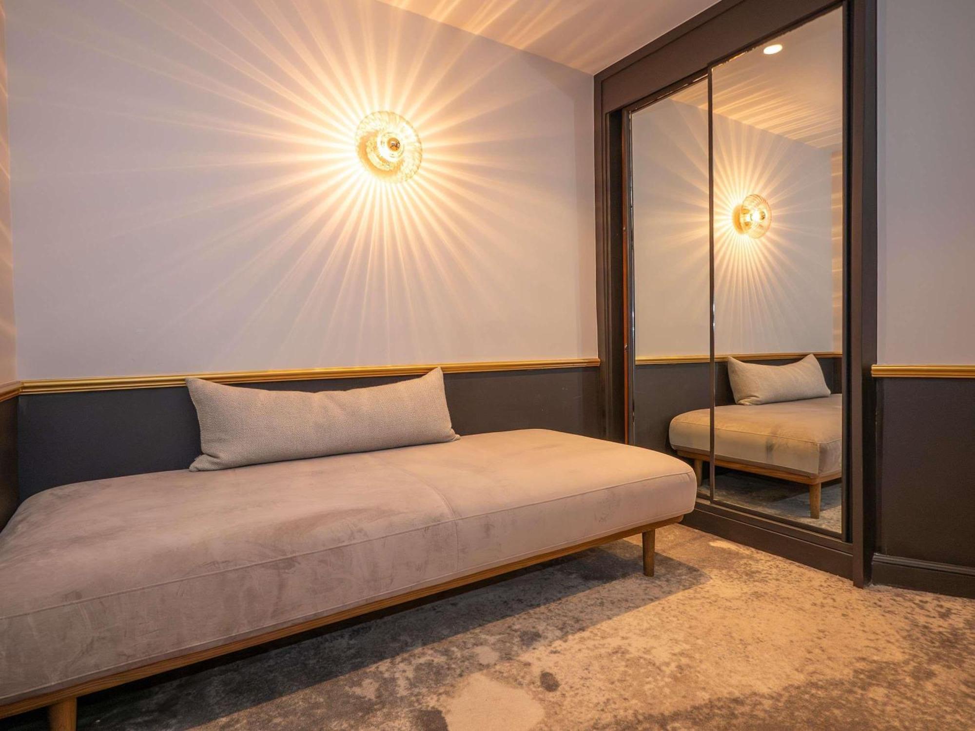 Privilege Double Room One Double One Single Bed