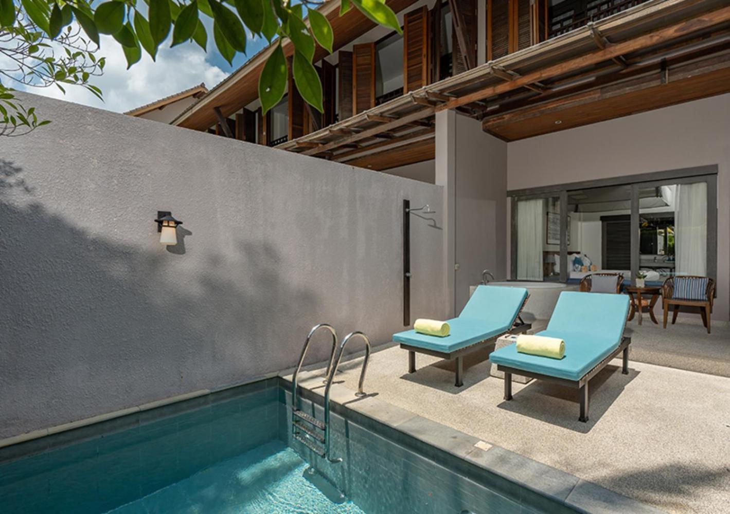 Pool Suite