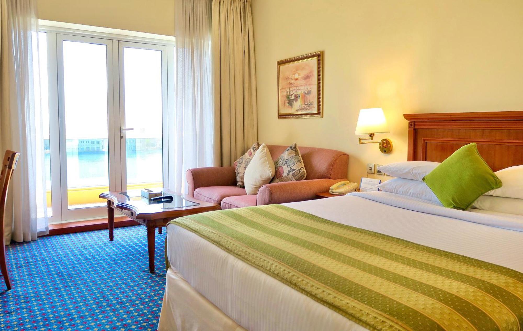 Standard Double Bed-Creek View Balcony