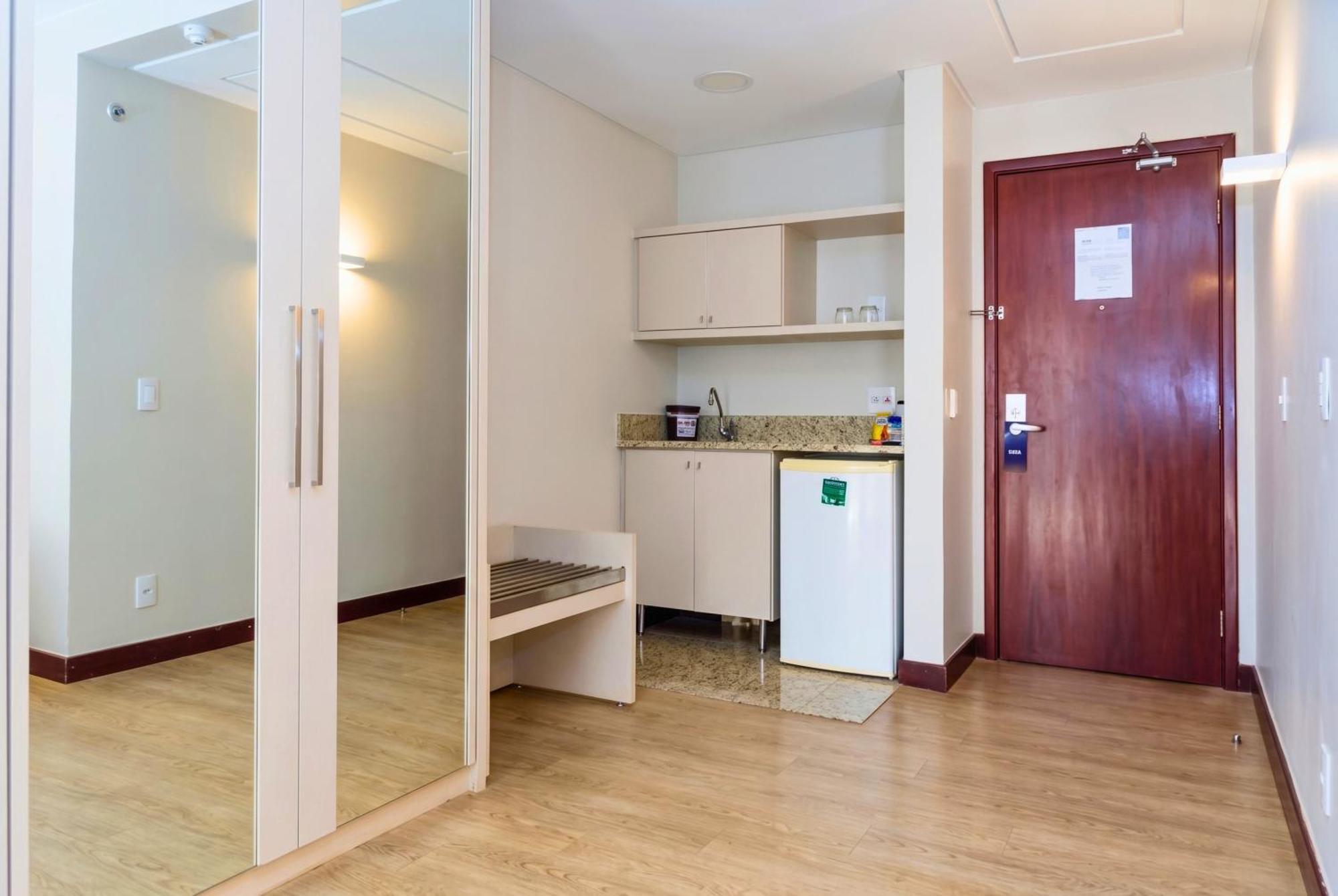 Deluxe Suite Twin