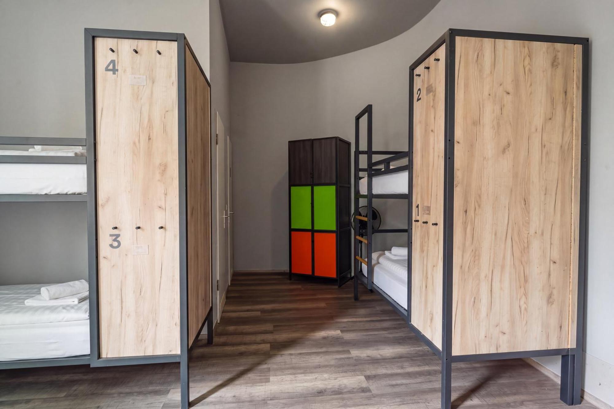 Bed 4-Bed Dormitory Room