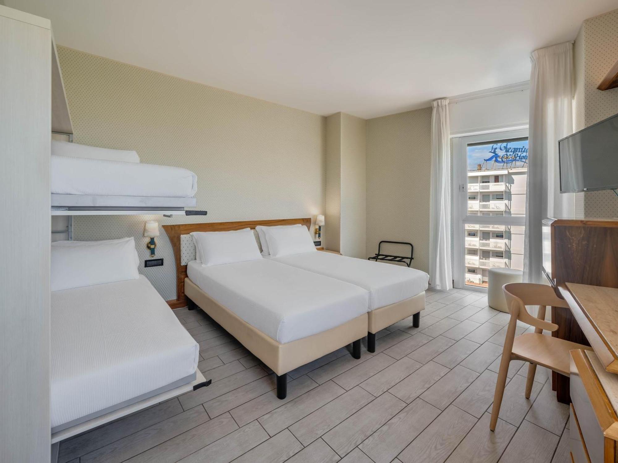 Standard Quadruple Room
