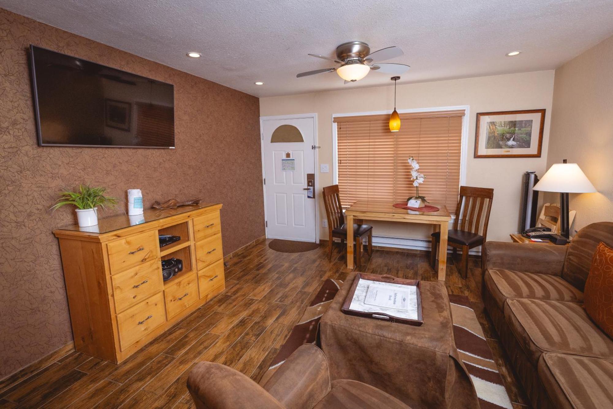 One-Bedroom Suite