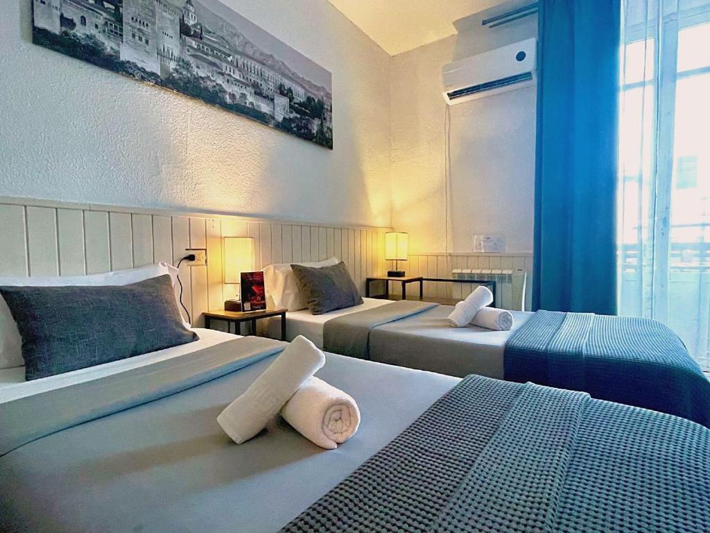 Double Room Private Bathroom