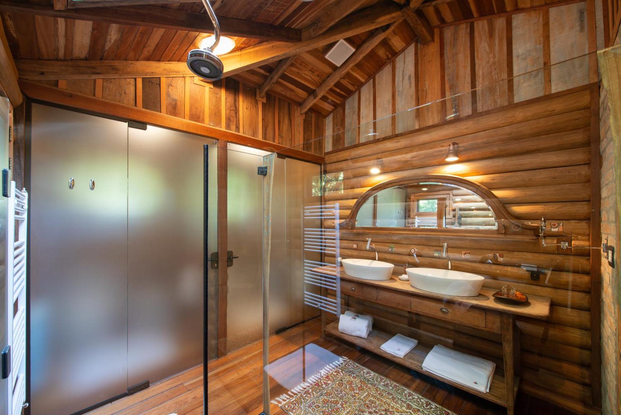 Master Bungalow Sauna