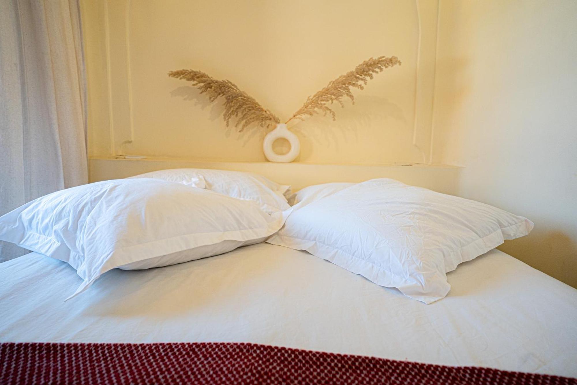 Double Room 8