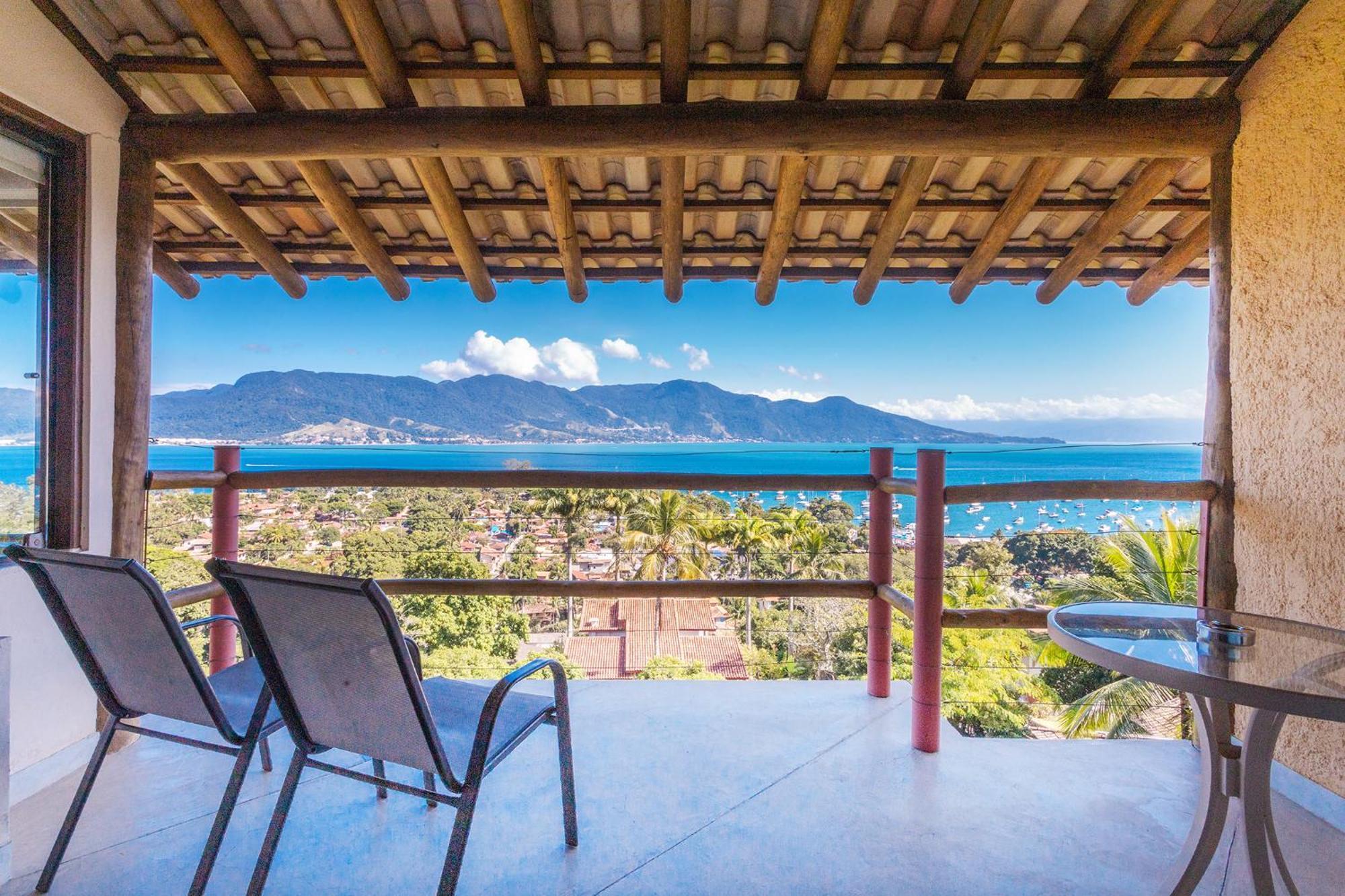 Suíte Deluxe Superior com Hidromassagem e Vista do Mar