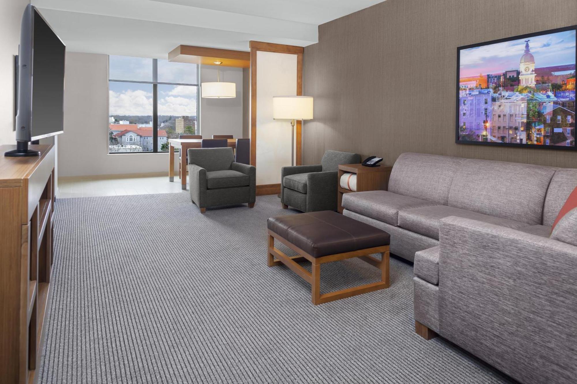 One-Bedroom King Suite Sofa Bed