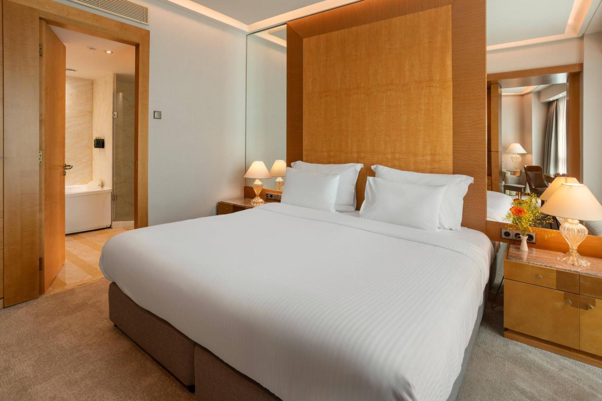 Executive Junior Suite