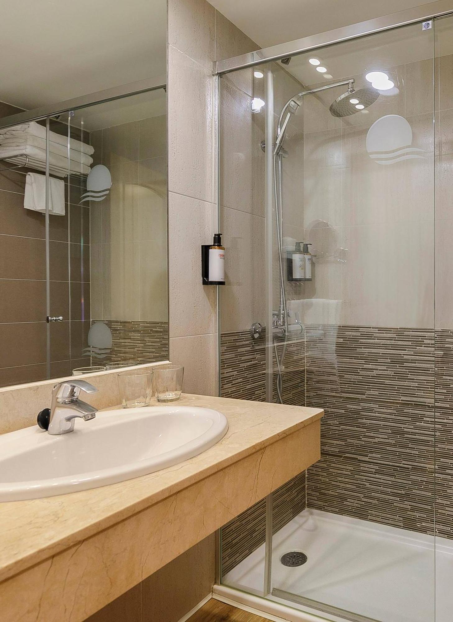 Superior Room Pool Access