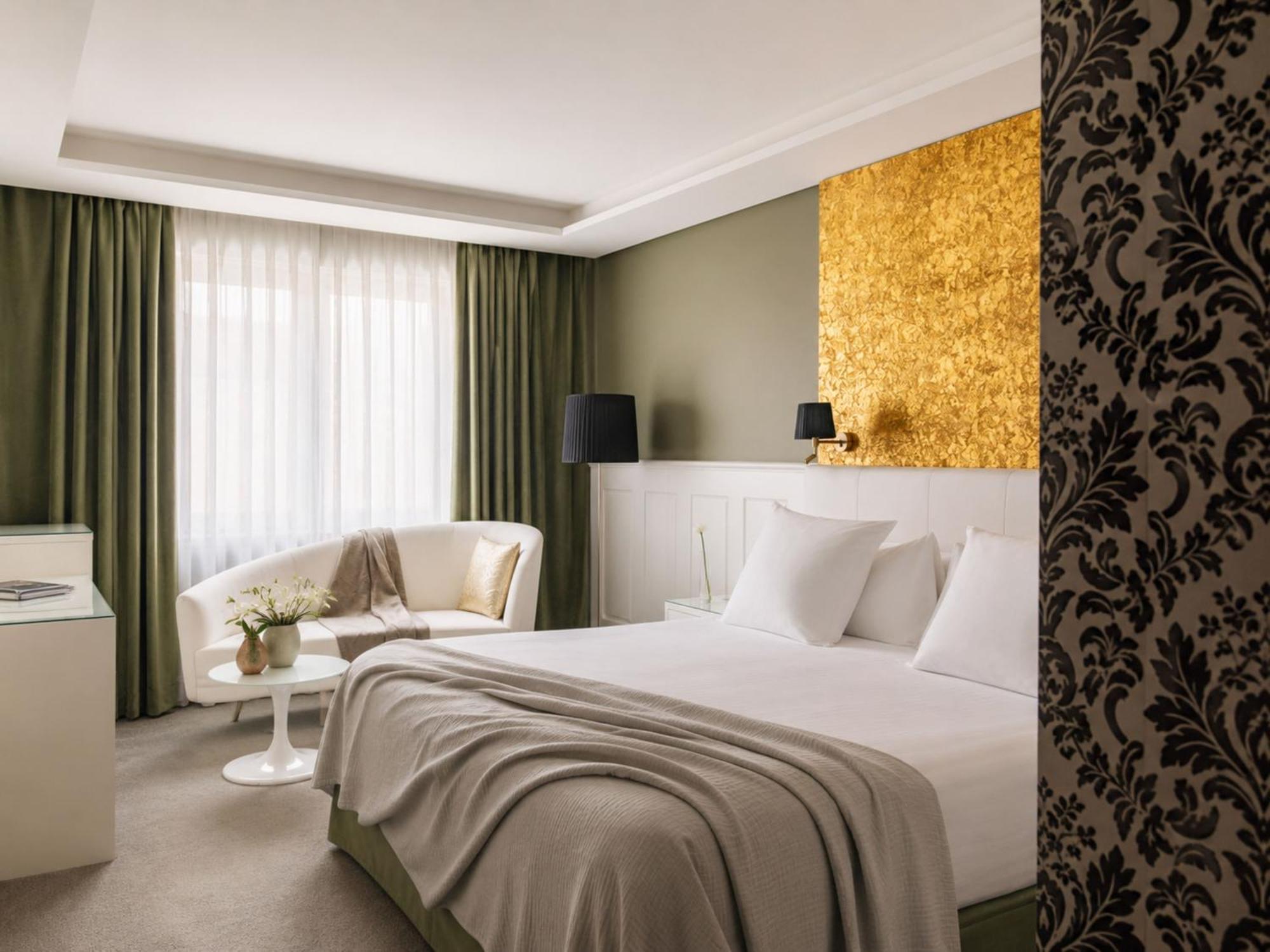 Premium Room