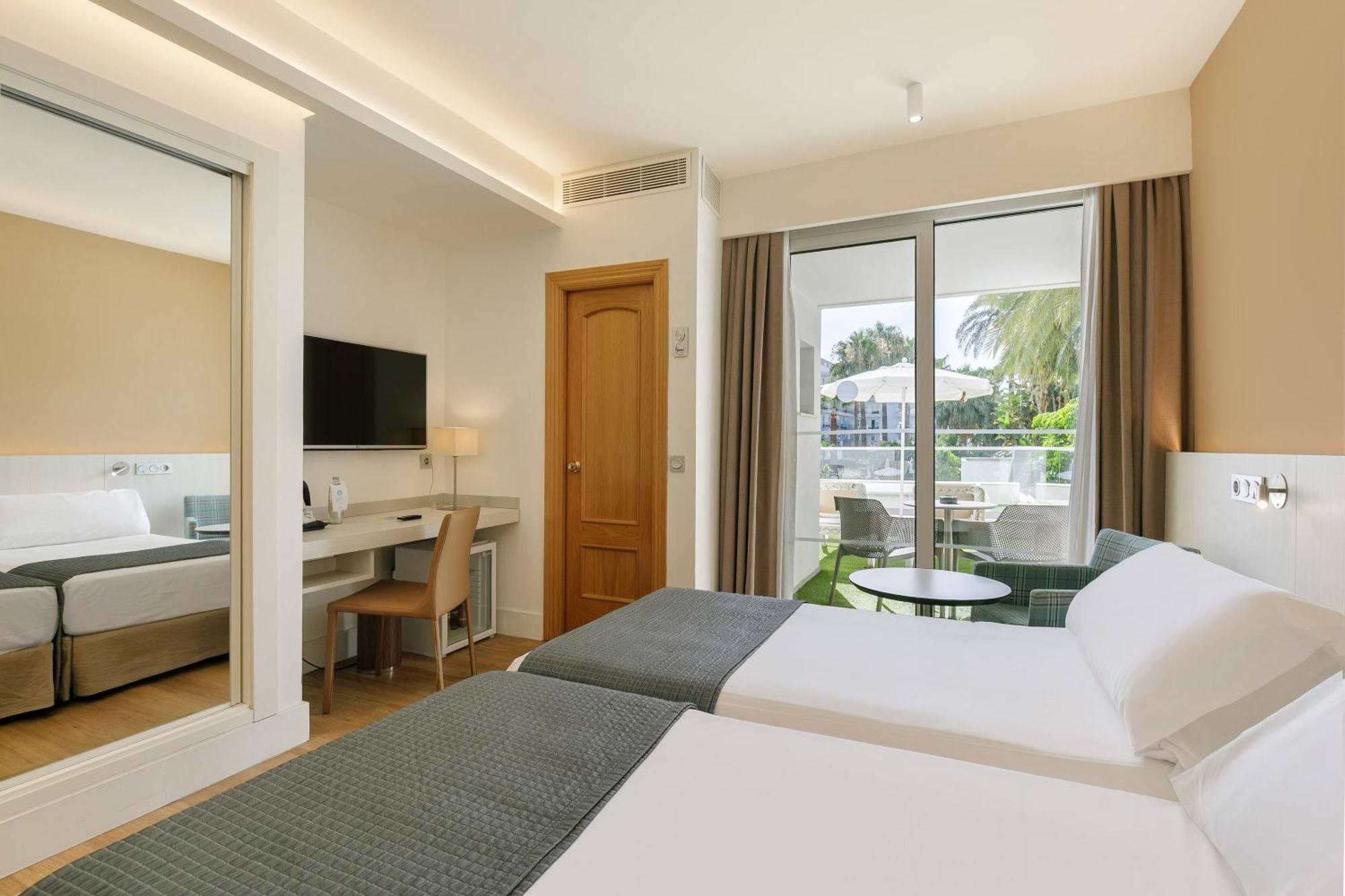 Superior Room Solarium
