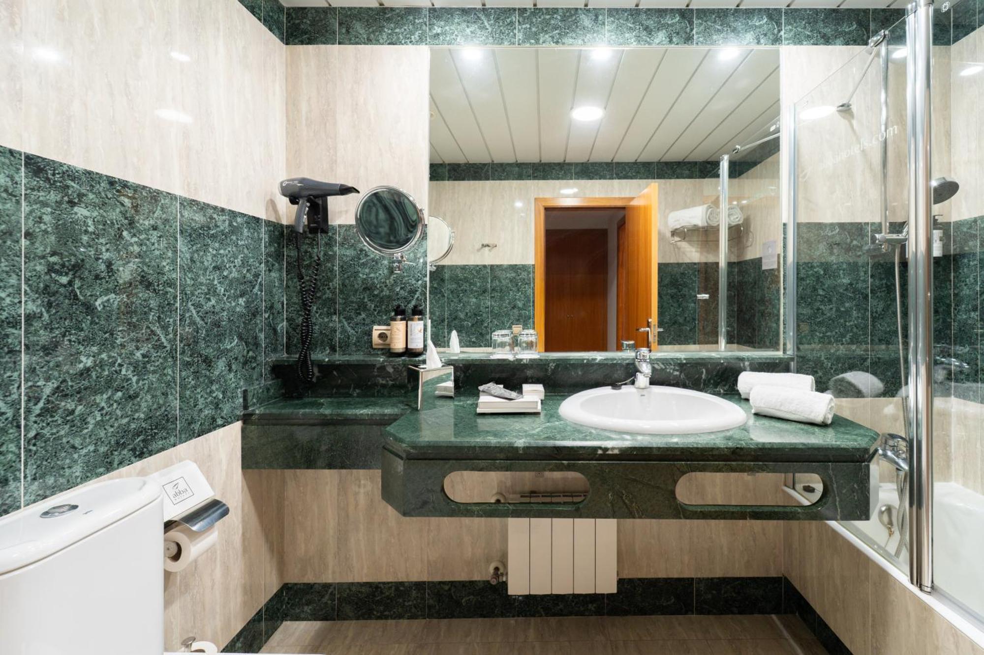 Comfort Double or Twin Room