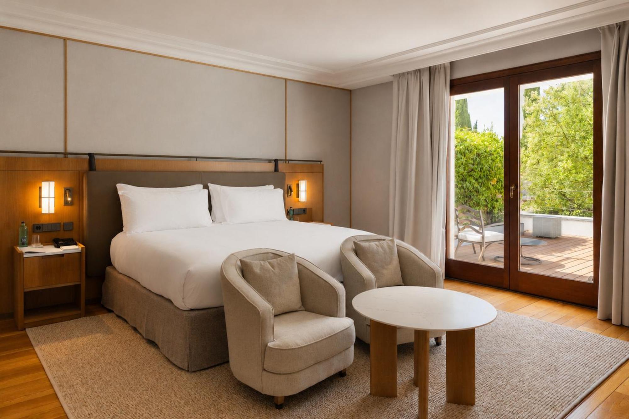 Double or Twin Room Terrace