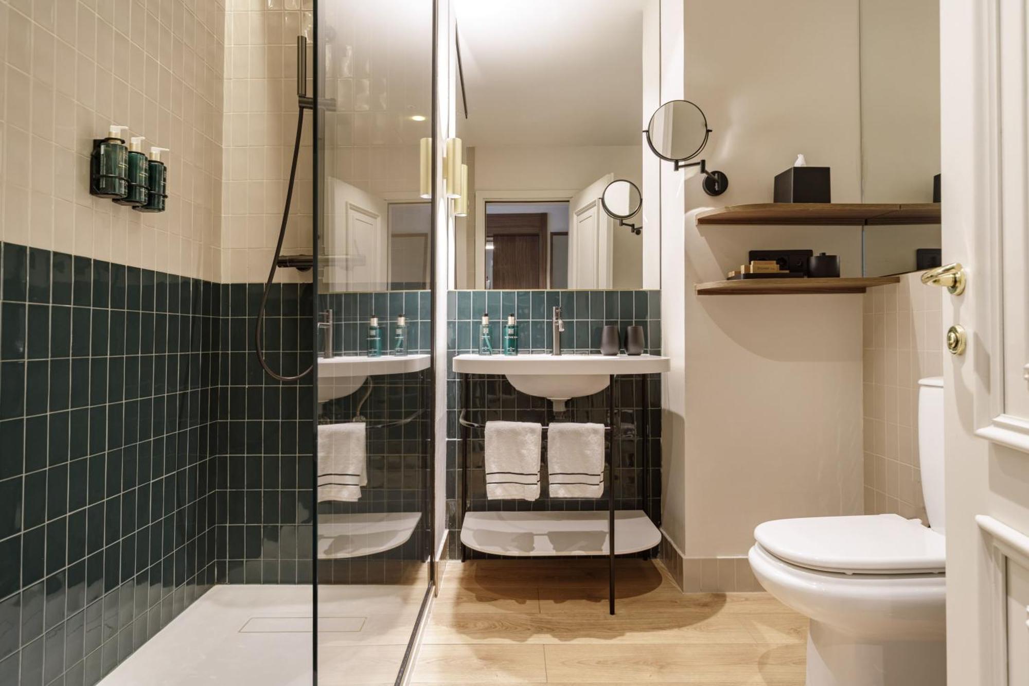 Melia Connecting Room