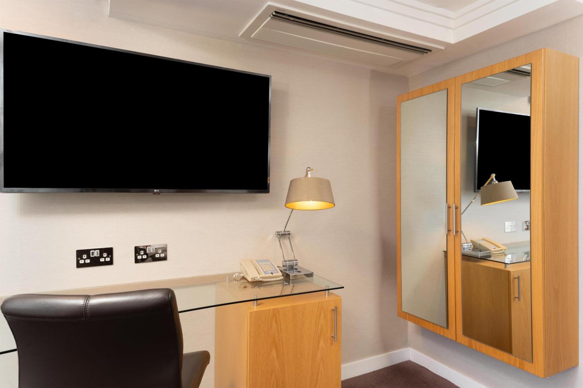 Kamer met Queensize Bed