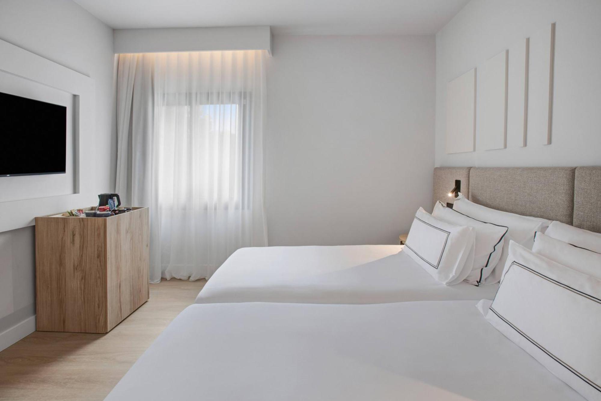 Family Melia Guestroom