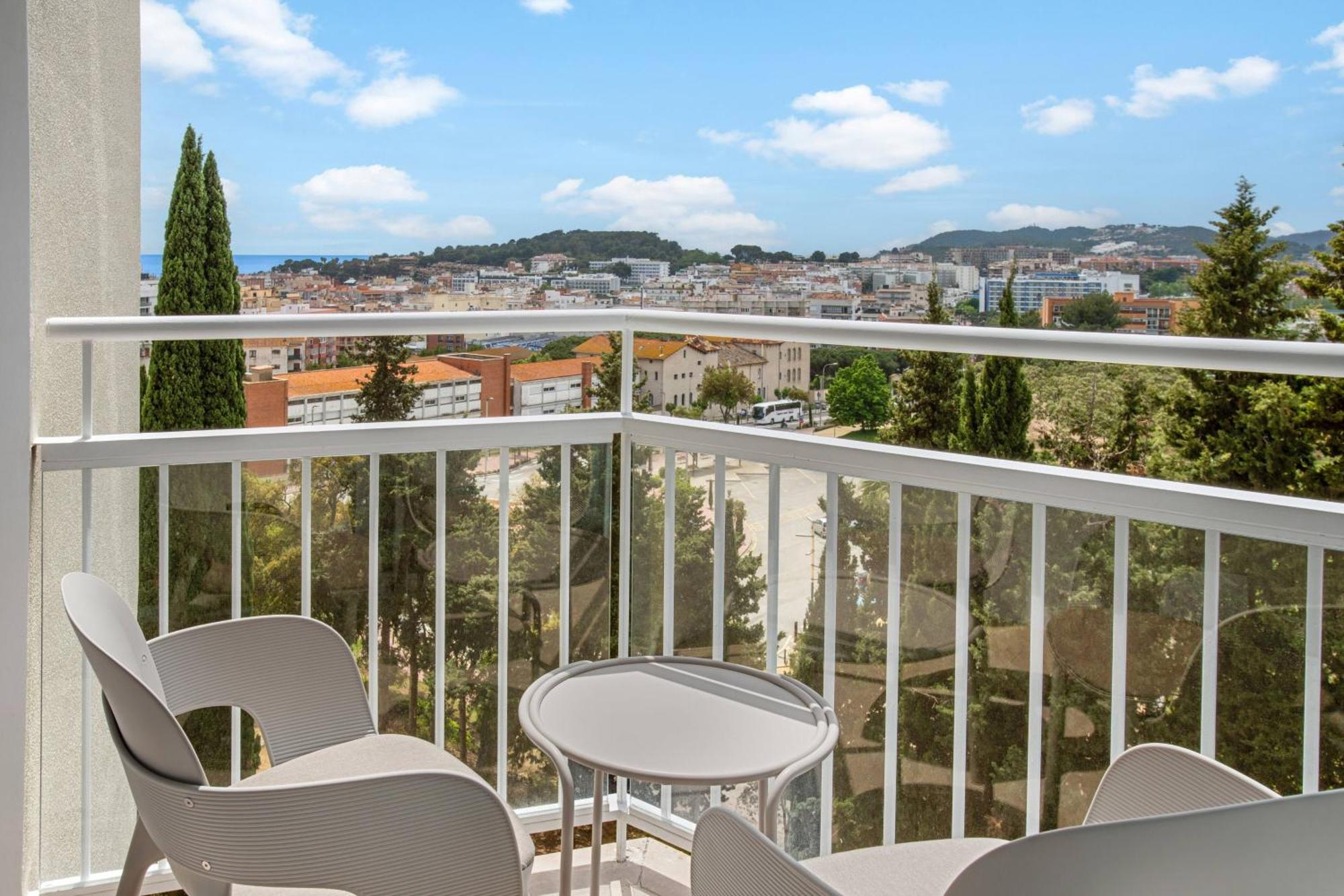 Premium Room Garden View