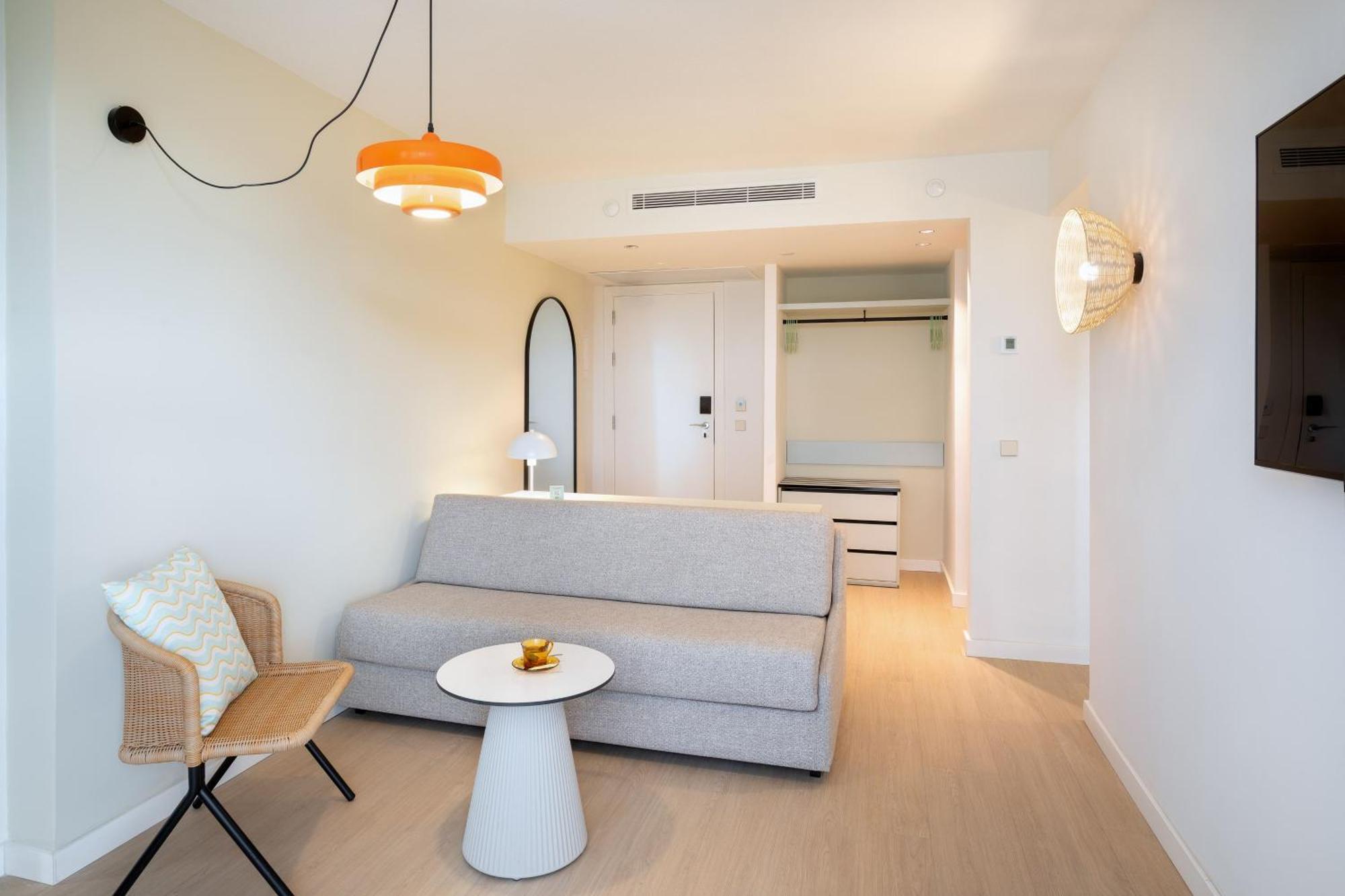 Sol Room Lounge