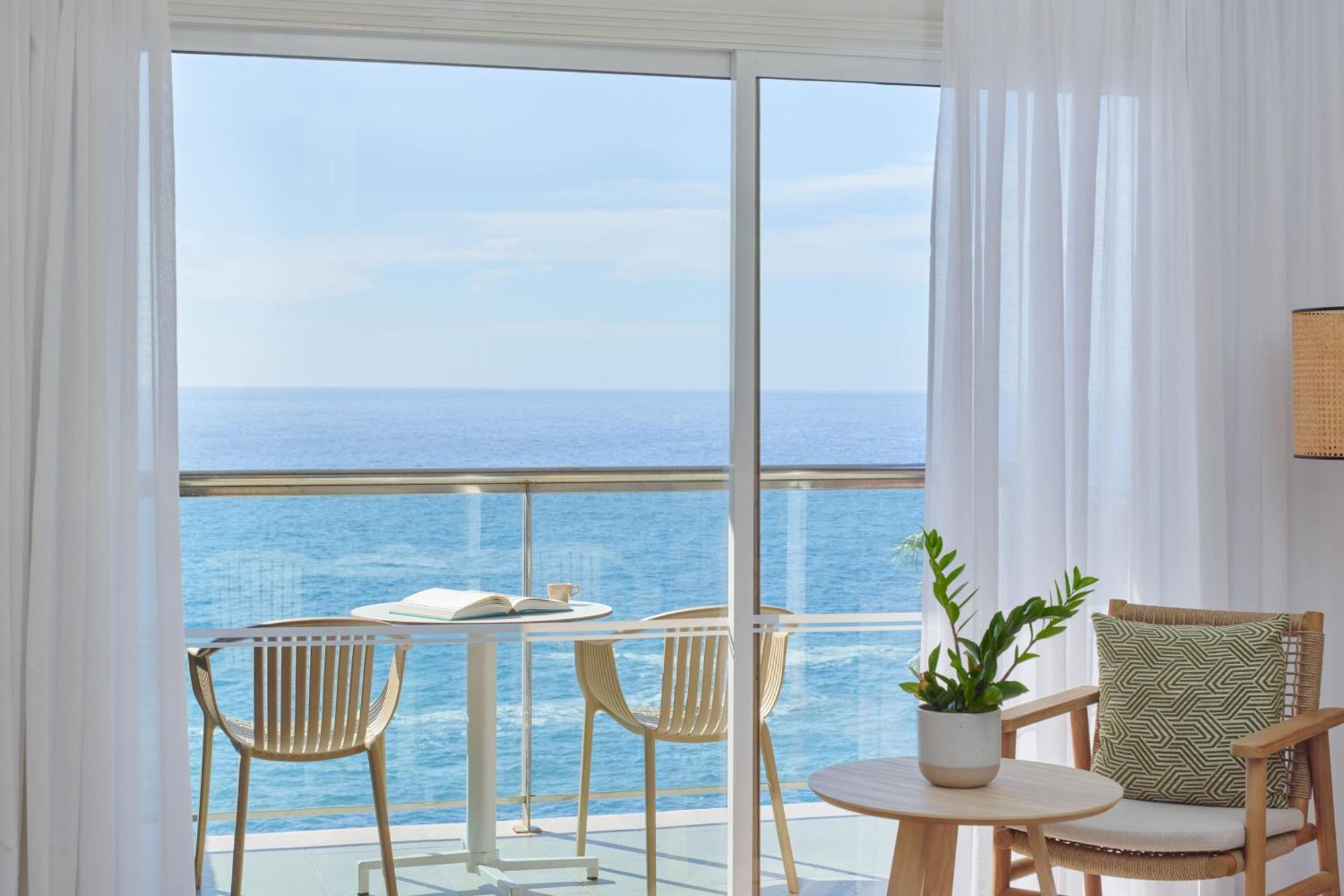 Melia Room Front Sea View