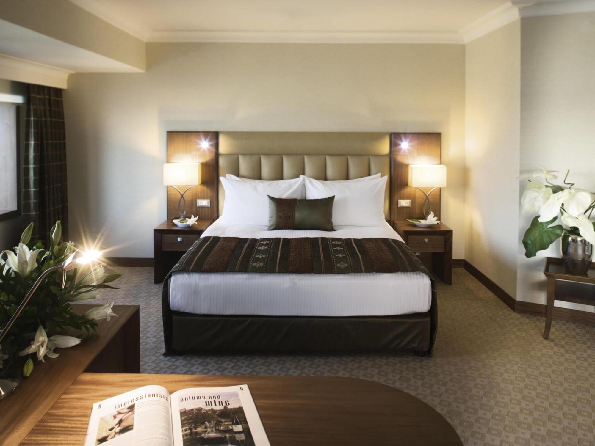 Junior King Suite