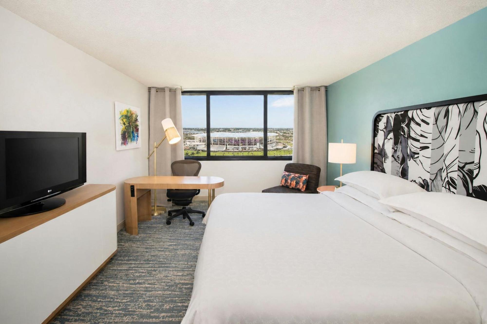 Club level Guest room 1 King Top floor