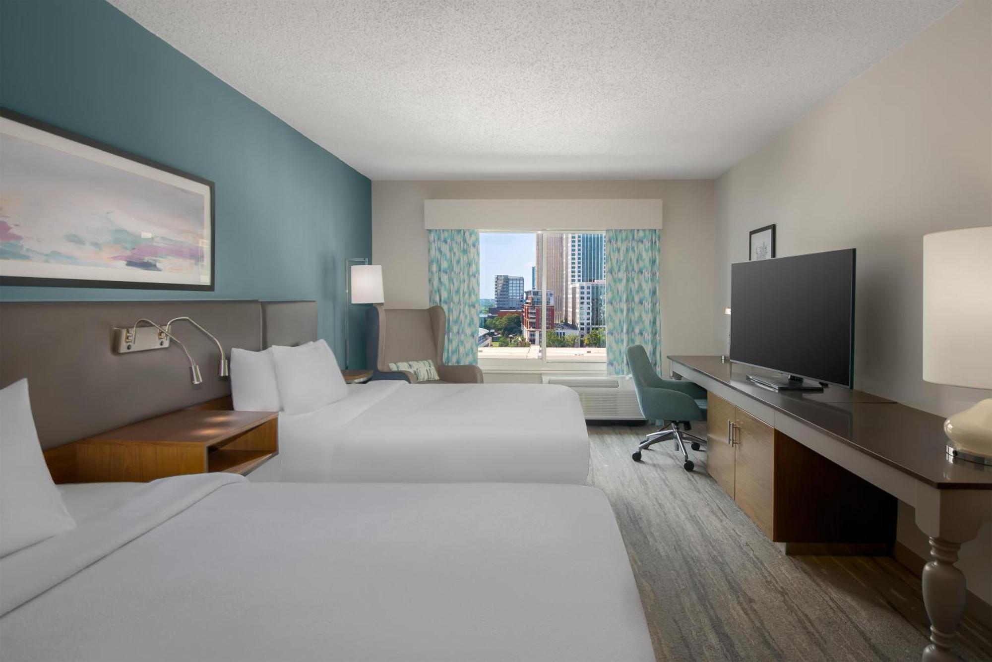 Queen Room Two Queen Beds City View High Floor