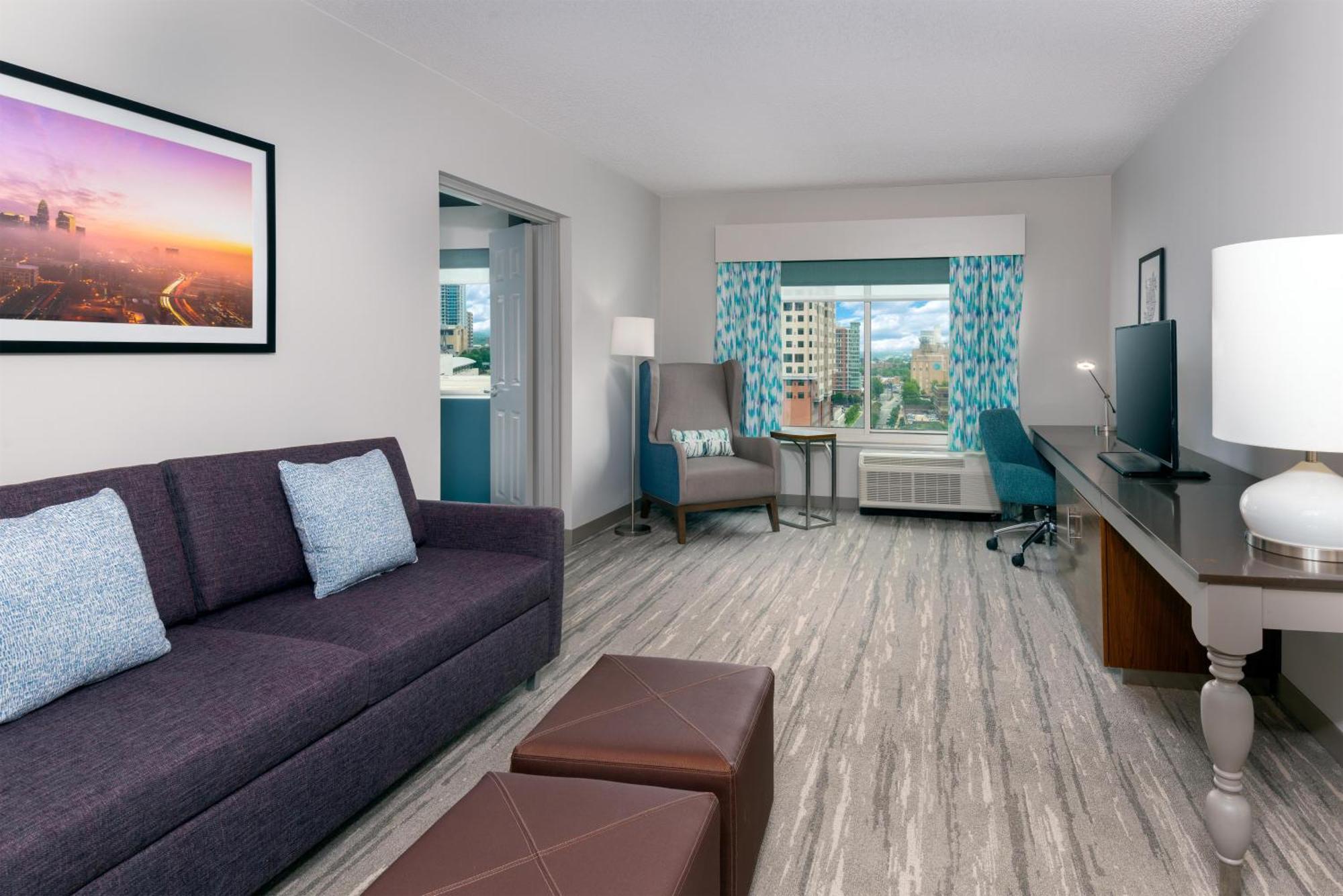 One-Bedroom King Suite