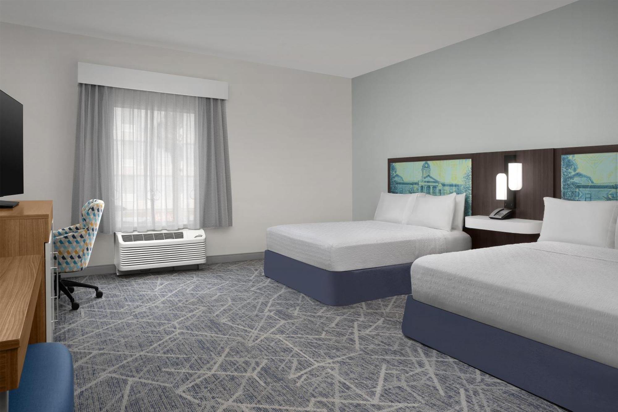 Queen Room Two Queen Beds Mobility Hearing Access or Non-Smoking